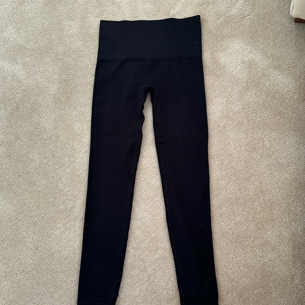 Spanx 7/8 black leggings size M - worn once!